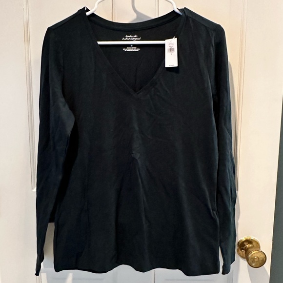 🌷SALE 3/$21🌷Banana Republic Long Sleeve Tee - Picture 1 of 4